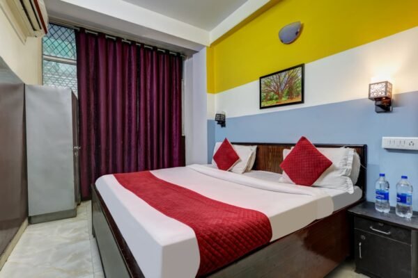 WhatsApp Image 2025-12-02 at 10.27.06 PM (1)