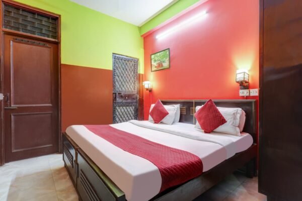 WhatsApp Image 2025-12-02 at 10.27.21 PM (2)