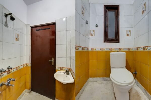 WhatsApp Image 2025-12-02 at 10.29.10 PM